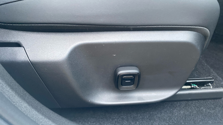 Volvo EX30 200kW SM Extended Range Ultra 69kWh 5dr Auto Electric Estate